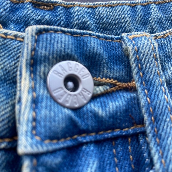 Anthropologie The Ragged Priest Blue Relaxed Wide Fit Jeans with Natural Fading - Picture 4 of 11